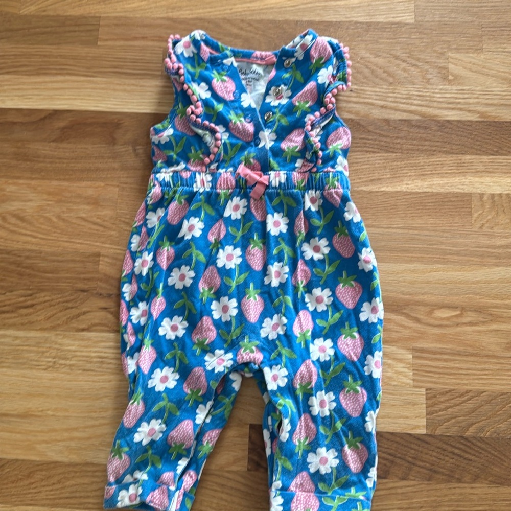 Adorable cotton baby boden romper